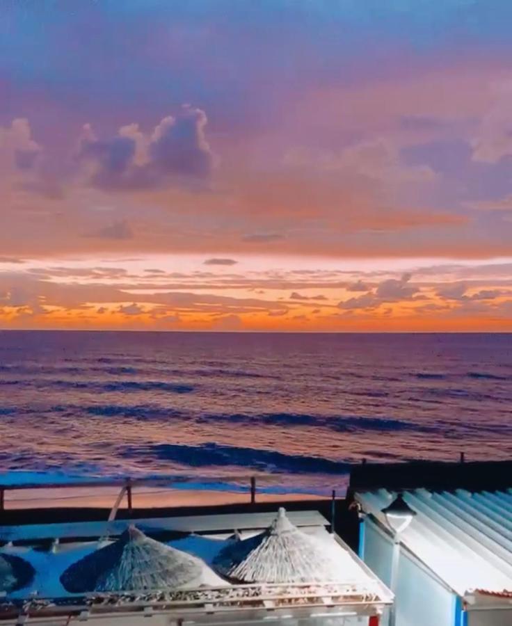 Sagma Calm Apartment With Amazing Sea View Περίσσα Εξωτερικό φωτογραφία